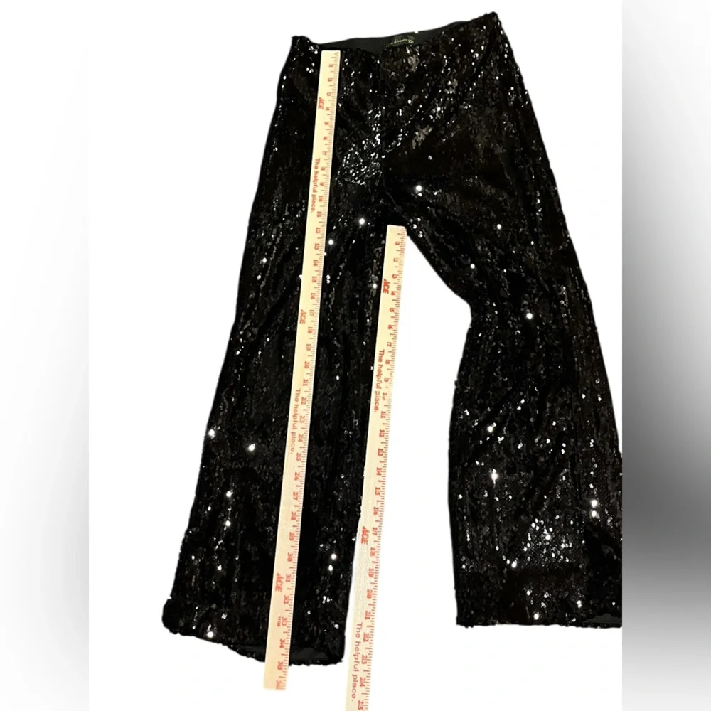 House of Harlow 1960 2 pc Sequined Halter top and matching pants - Picture 7 of 16